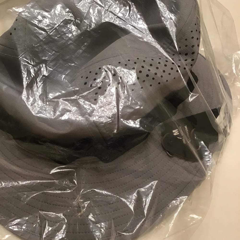 ADIDAS VICTORY 5 BUCKET HAT - Picture 8 of 16